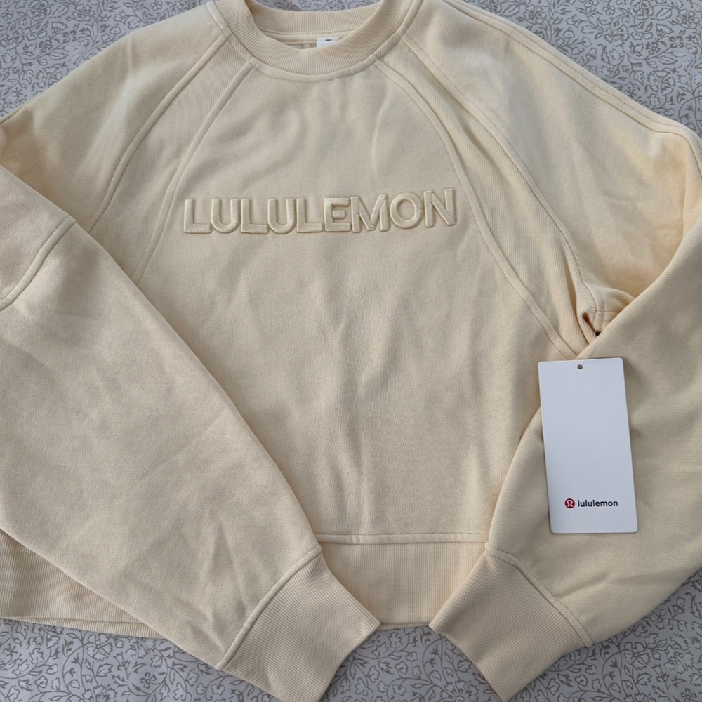 RARE SOLD OUT Lululemon Scuba Oversized Pullover (XS/S) in Butter Cream - Picture 6 of 10